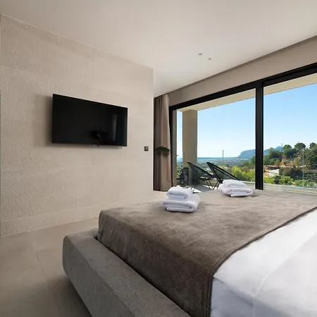 Willa Mirena Luxury Living-mirena *